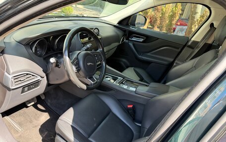 Jaguar F-Pace, 2017 год, 2 990 000 рублей, 11 фотография