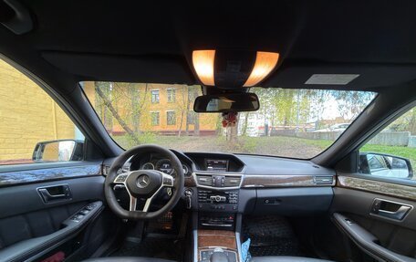 Mercedes-Benz E-Класс, 2013 год, 1 900 000 рублей, 9 фотография
