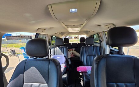 Chrysler Town & Country V рестайлинг, 2013 год, 1 700 000 рублей, 19 фотография