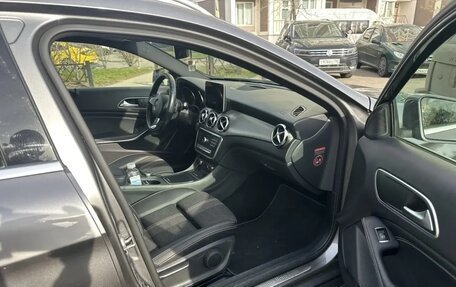 Mercedes-Benz GLA, 2019 год, 2 300 000 рублей, 6 фотография