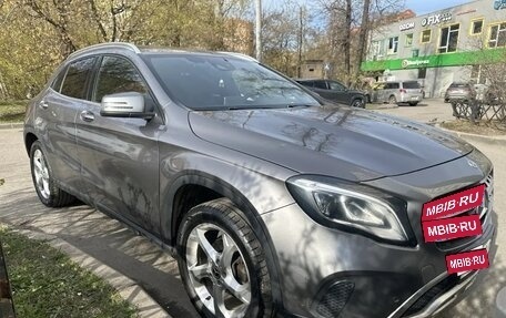 Mercedes-Benz GLA, 2019 год, 2 300 000 рублей, 2 фотография