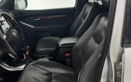 Toyota Land Cruiser Prado 120 рестайлинг, 2007 год, 1 850 000 рублей, 6 фотография