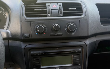 Skoda Fabia II, 2009 год, 390 000 рублей, 16 фотография
