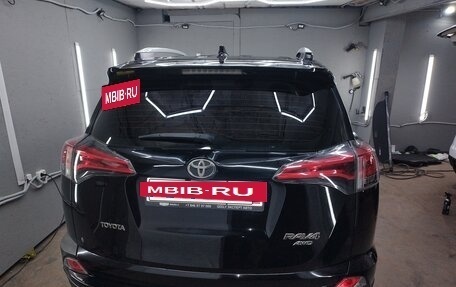 Toyota RAV4, 2019 год, 3 100 000 рублей, 2 фотография