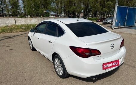 Opel Astra J, 2013 год, 1 050 000 рублей, 6 фотография