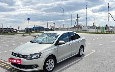Volkswagen Polo VI (EU Market), 2011 год, 685 000 рублей, 3 фотография