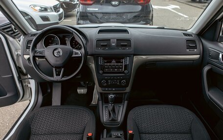 Skoda Yeti I рестайлинг, 2017 год, 1 395 000 рублей, 17 фотография