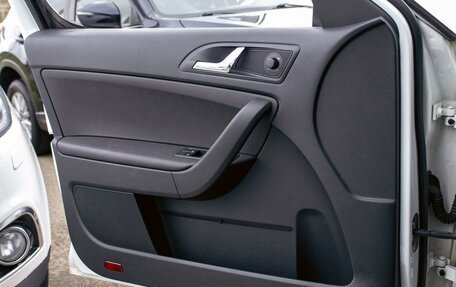 Skoda Yeti I рестайлинг, 2017 год, 1 395 000 рублей, 18 фотография