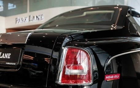 Rolls-Royce Phantom VII рестайлинг, 2006 год, 59 990 000 рублей, 10 фотография