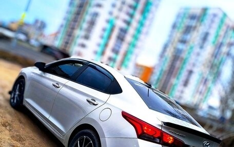Hyundai Solaris II рестайлинг, 2019 год, 1 550 000 рублей, 1 фотография