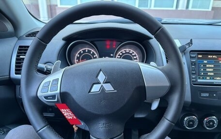 Mitsubishi Outlander III рестайлинг 3, 2011 год, 1 285 000 рублей, 20 фотография