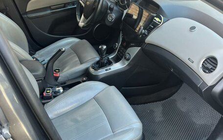 Chevrolet Cruze II, 2012 год, 550 000 рублей, 9 фотография