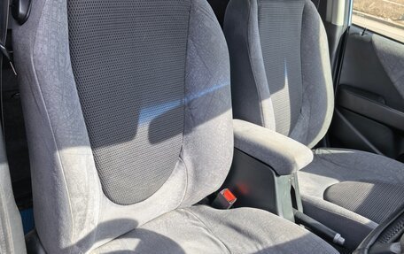 Honda Fit III, 2001 год, 350 000 рублей, 10 фотография