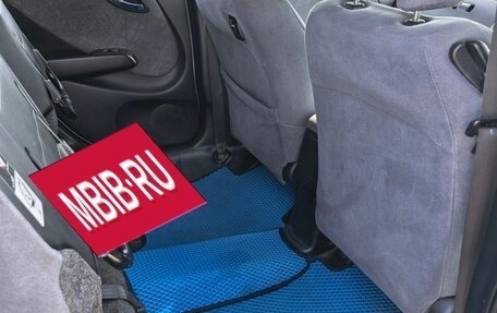 Honda Fit III, 2001 год, 350 000 рублей, 11 фотография