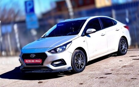 Hyundai Solaris II рестайлинг, 2019 год, 1 550 000 рублей, 2 фотография