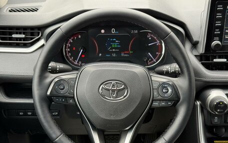 Toyota RAV4, 2020 год, 3 350 000 рублей, 17 фотография