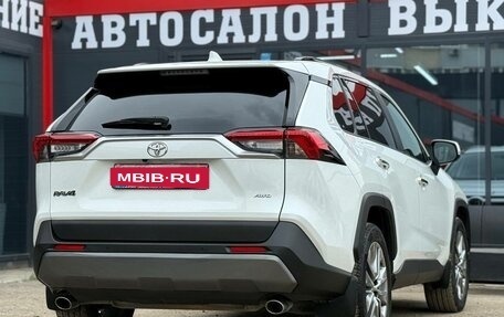 Toyota RAV4, 2020 год, 3 350 000 рублей, 11 фотография