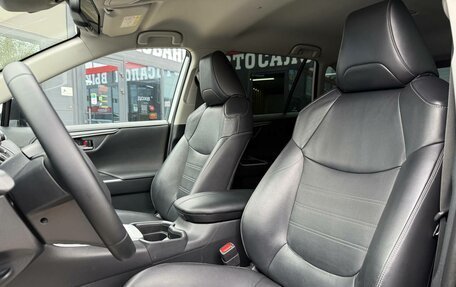 Toyota RAV4, 2020 год, 3 350 000 рублей, 29 фотография