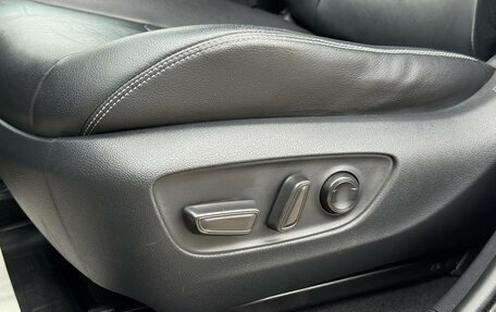 Toyota RAV4, 2020 год, 3 350 000 рублей, 31 фотография