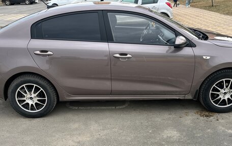 KIA Rio IV, 2020 год, 1 480 000 рублей, 1 фотография