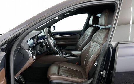 BMW 6 серия, 2018 год, 3 650 000 рублей, 11 фотография