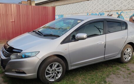 Honda Insight II рестайлинг, 2010 год, 600 000 рублей, 2 фотография