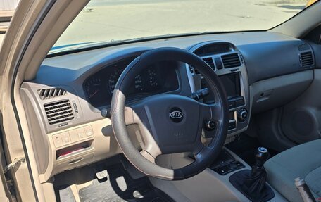 KIA Cerato I, 2004 год, 215 000 рублей, 9 фотография