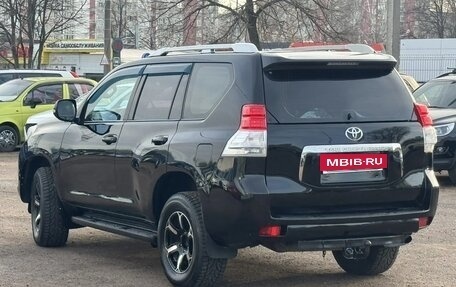 Toyota Land Cruiser Prado 150 рестайлинг 2, 2010 год, 1 780 000 рублей, 5 фотография