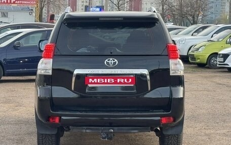 Toyota Land Cruiser Prado 150 рестайлинг 2, 2010 год, 1 780 000 рублей, 10 фотография