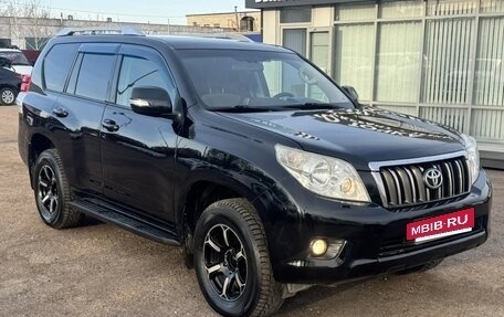 Toyota Land Cruiser Prado 150 рестайлинг 2, 2010 год, 1 780 000 рублей, 32 фотография
