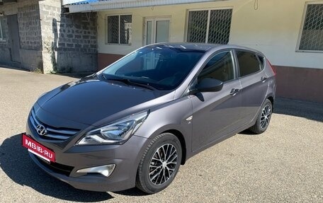 Hyundai Solaris II рестайлинг, 2015 год, 1 150 000 рублей, 3 фотография