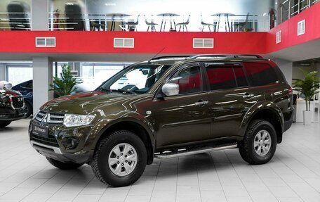 Mitsubishi Pajero Sport II рестайлинг, 2015 год, 1 990 000 рублей, 1 фотография
