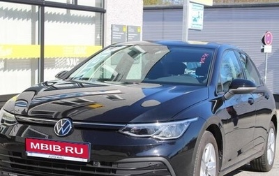 Volkswagen Golf VIII, 2022 год, 2 412 359 рублей, 1 фотография