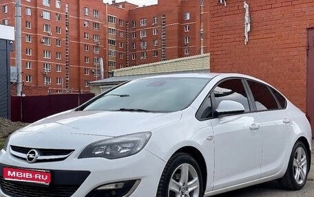 Opel Astra J, 2012 год, 775 000 рублей, 1 фотография
