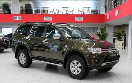Mitsubishi Pajero Sport II рестайлинг, 2015 год, 1 990 000 рублей, 3 фотография