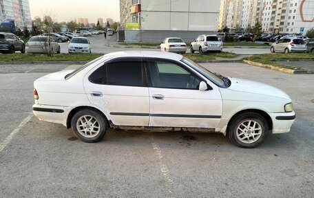 Nissan Sunny B15, 2000 год, 110 000 рублей, 3 фотография