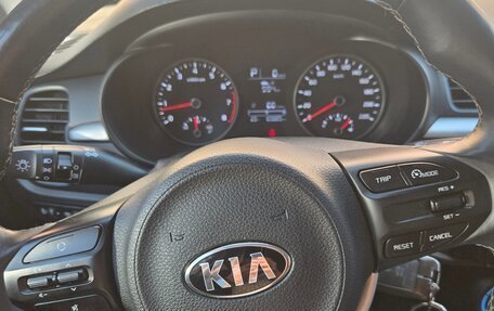 KIA Rio IV, 2018 год, 1 700 000 рублей, 2 фотография