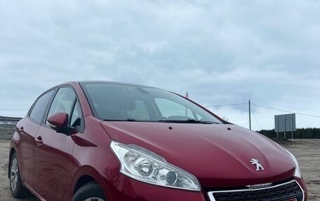 Peugeot 208 II, 2013 год, 850 000 рублей, 2 фотография