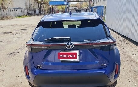 Toyota Yaris Cross, 2021 год, 2 000 000 рублей, 5 фотография