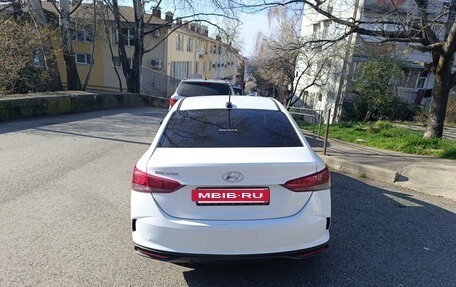 Hyundai Solaris II рестайлинг, 2020 год, 900 000 рублей, 4 фотография