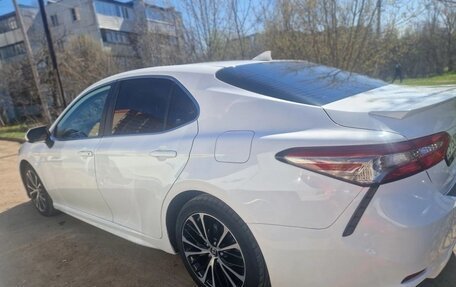 Toyota Camry, 2019 год, 2 830 000 рублей, 4 фотография