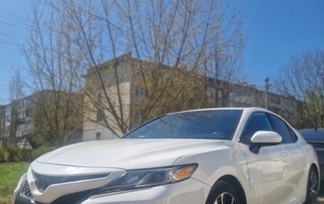 Toyota Camry, 2019 год, 2 830 000 рублей, 3 фотография