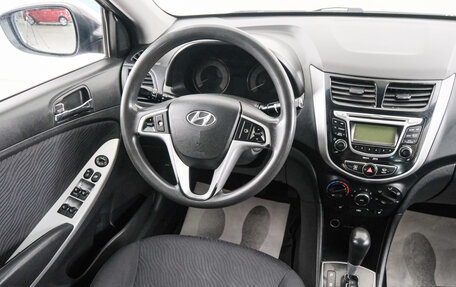 Hyundai Solaris II рестайлинг, 2012 год, 949 000 рублей, 10 фотография