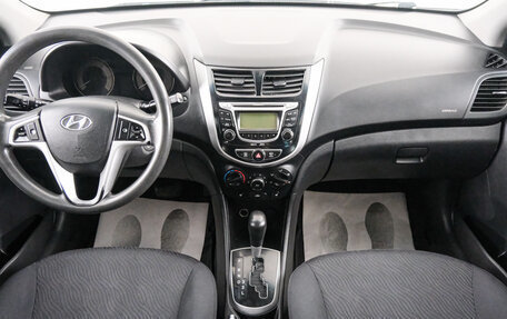Hyundai Solaris II рестайлинг, 2012 год, 949 000 рублей, 11 фотография