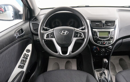 Hyundai Solaris II рестайлинг, 2012 год, 949 000 рублей, 15 фотография