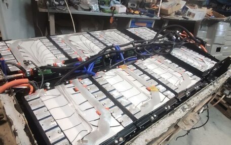 Nissan Leaf I, 2016 год, 500 000 рублей, 11 фотография