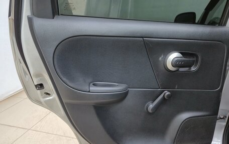 Nissan Note II рестайлинг, 2010 год, 600 000 рублей, 14 фотография