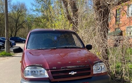 Chevrolet Niva I рестайлинг, 2004 год, 240 000 рублей, 2 фотография