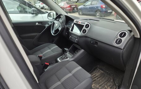 Volkswagen Tiguan I, 2010 год, 950 000 рублей, 4 фотография