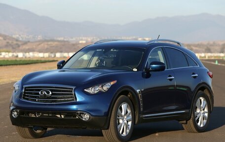 Infiniti QX70, 2014 год, 2 850 000 рублей, 1 фотография